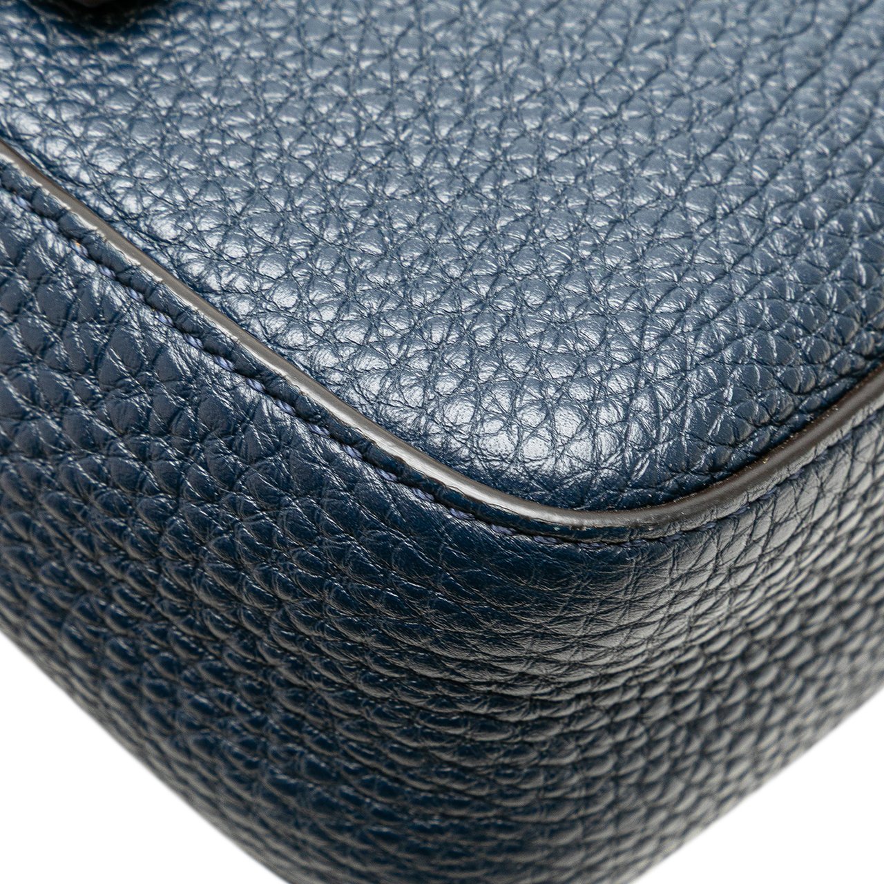 Fendi Leather Selleria Baguette Satchel Blauw