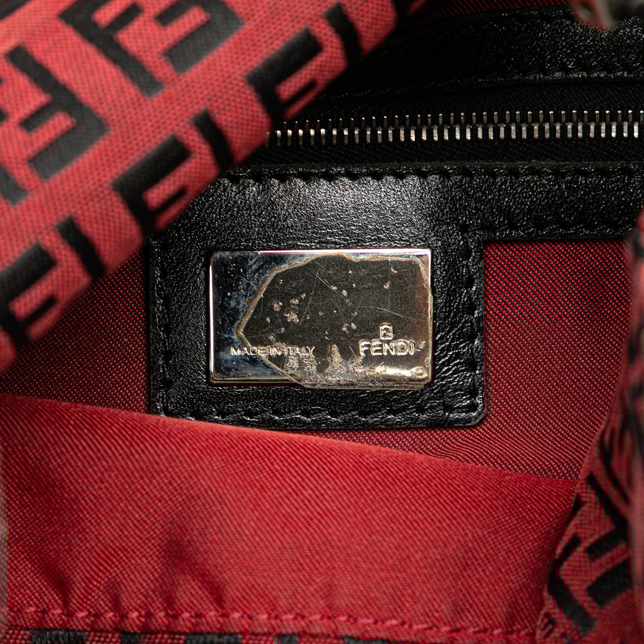 Fendi Zucca Canvas Double Flap Mamma Rood
