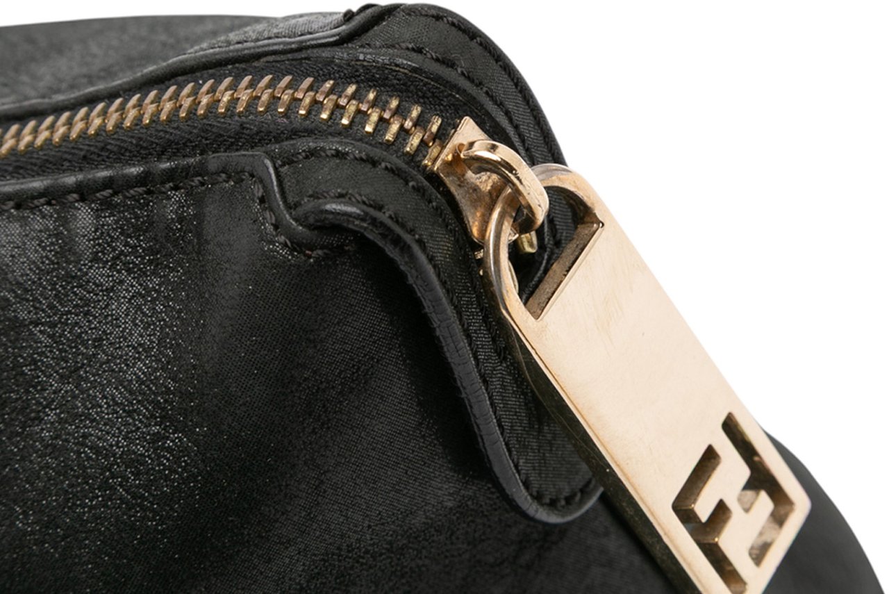 Fendi Medium Nubuck Chains Tote Zwart
