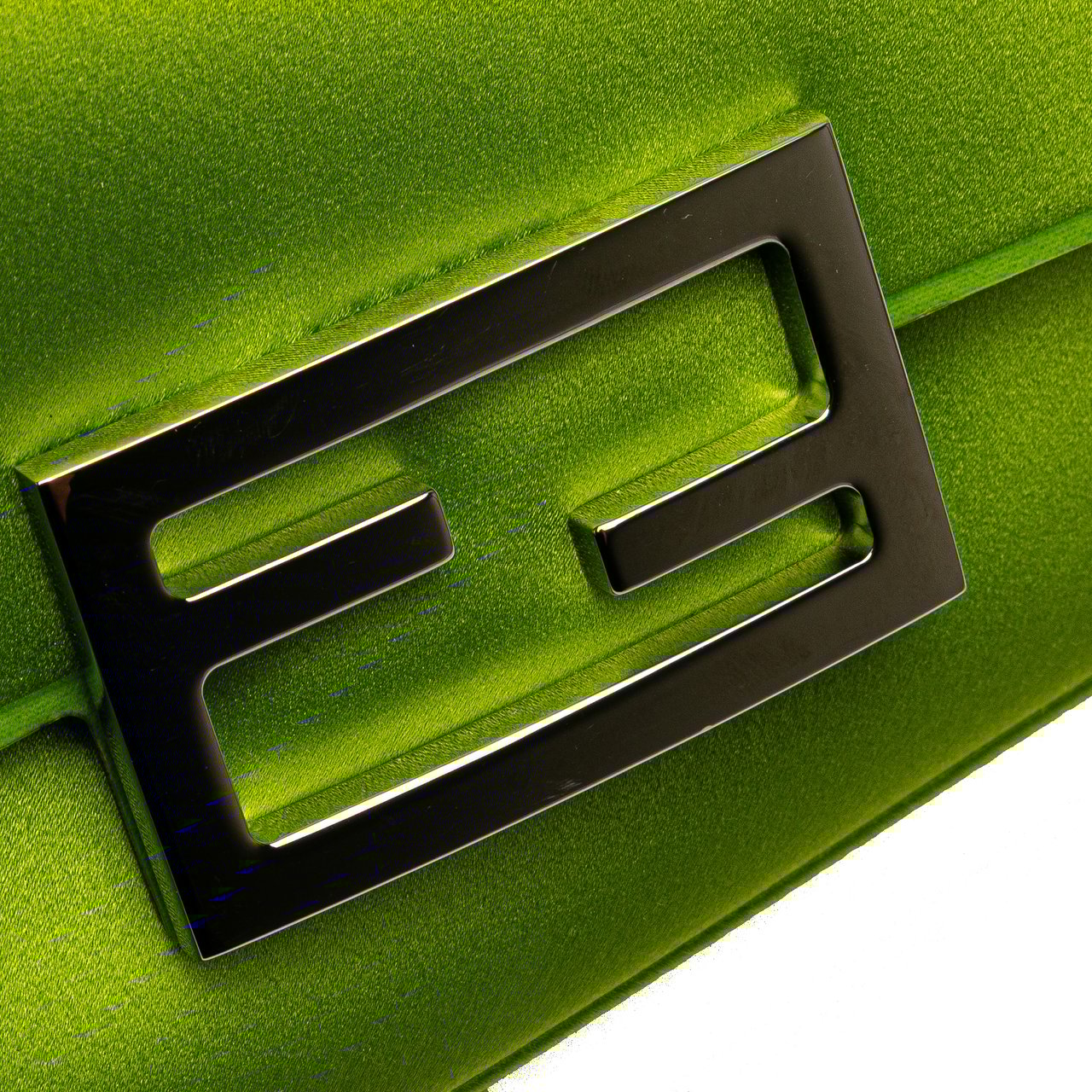 Fendi Silk Baguette Phone Pouch Satchel Groen