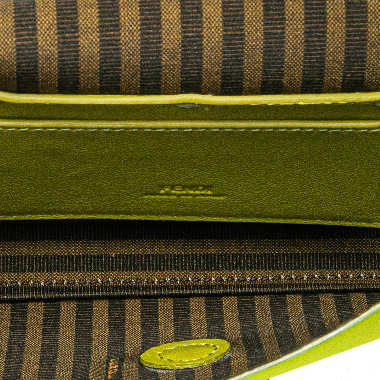 Fendi Silk Baguette Phone Pouch Satchel Groen