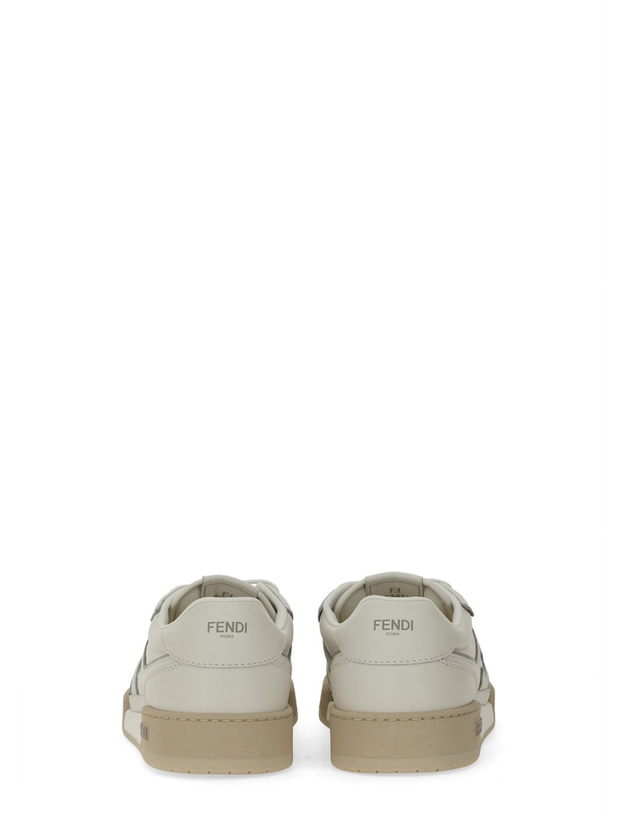 Fendi Low-Top Sneakers with Distinctive Perforated Design and Stitched Logo Neutraal