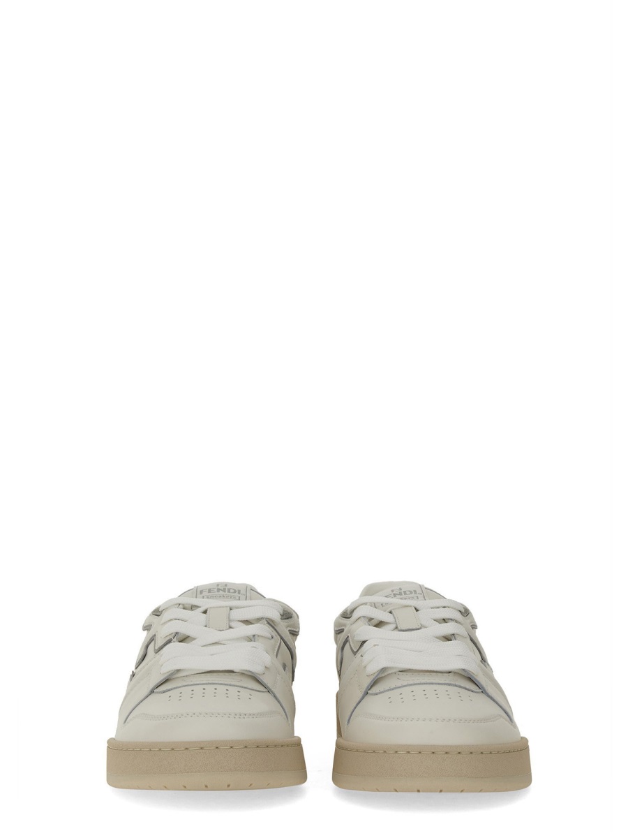 Fendi Low-Top Sneakers with Distinctive Perforated Design and Stitched Logo Neutraal