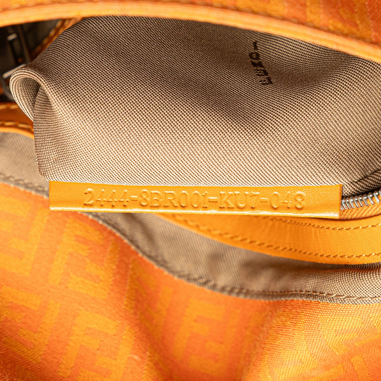 Fendi Zucchino Canvas Mamma Forever Oranje