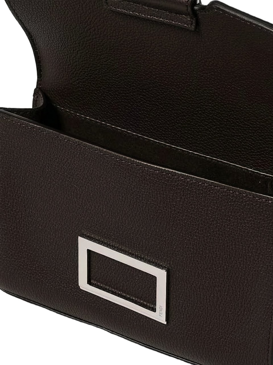 Fendi Leather Pebbled Baguette Shoulder Bag Zwart