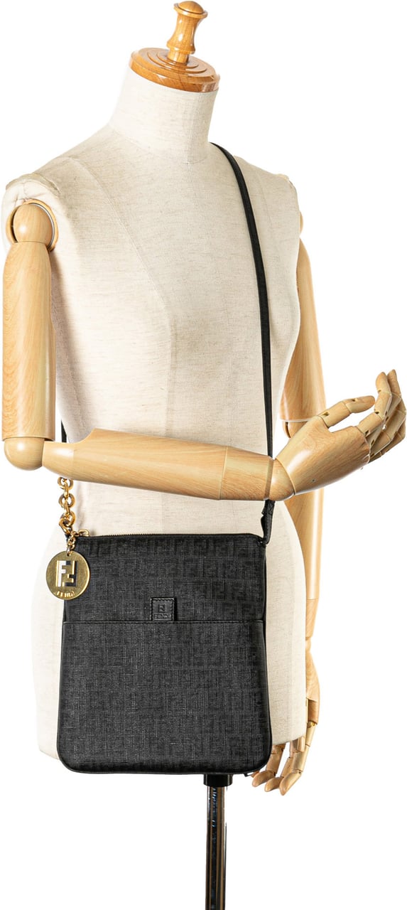 Fendi Spalmati Zucchino Crossbody Zwart