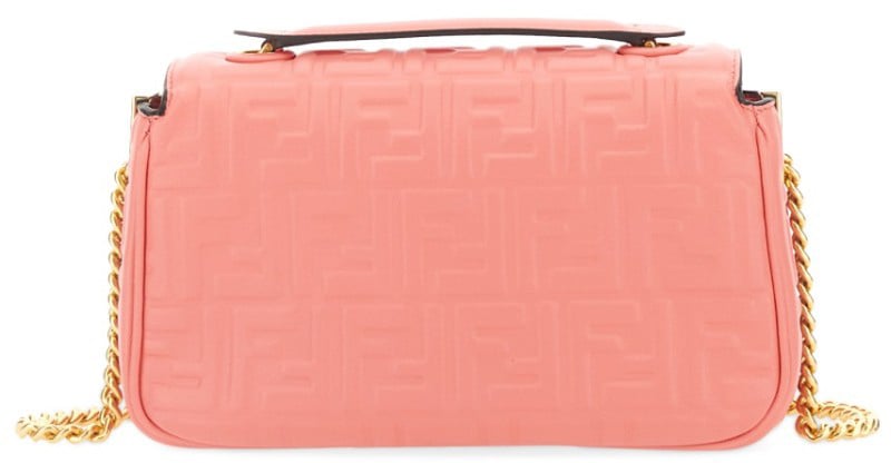 Fendi Textured Leather Midi Bag With Gold-Tone Chain Strap Roze