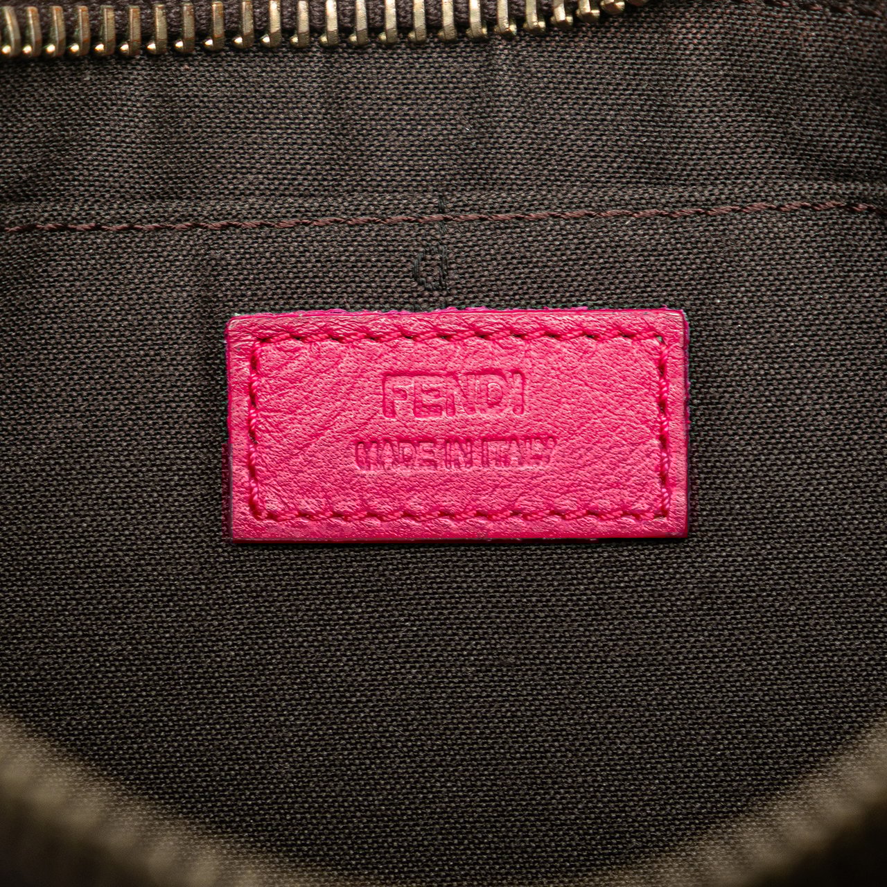 Fendi Zucca Spalmati Chain Pochette Bruin