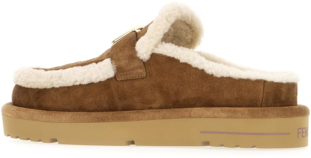 Fendi Fendi Brown shearling slippers Bruin