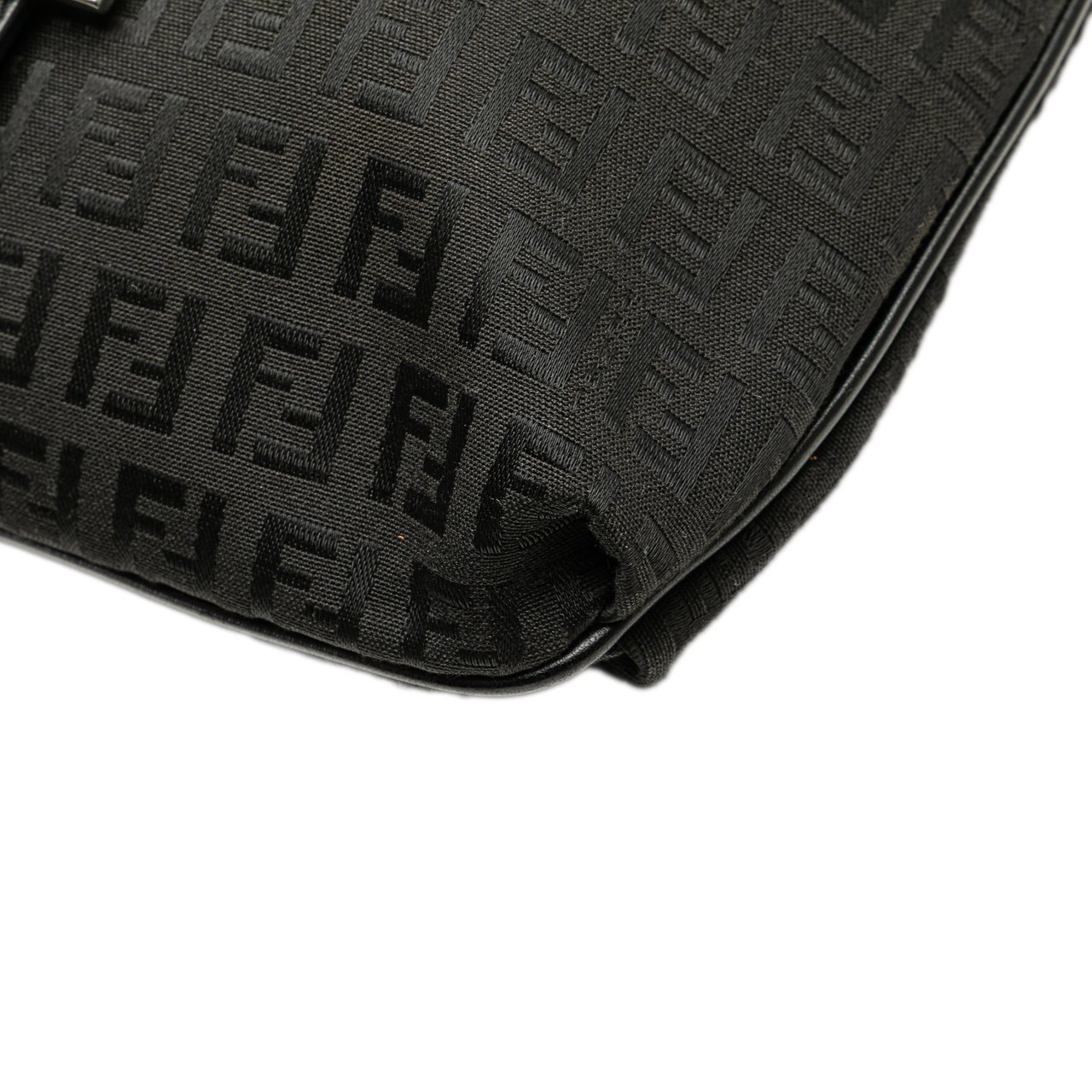 Fendi Zucchino Canvas Crossbody Zwart