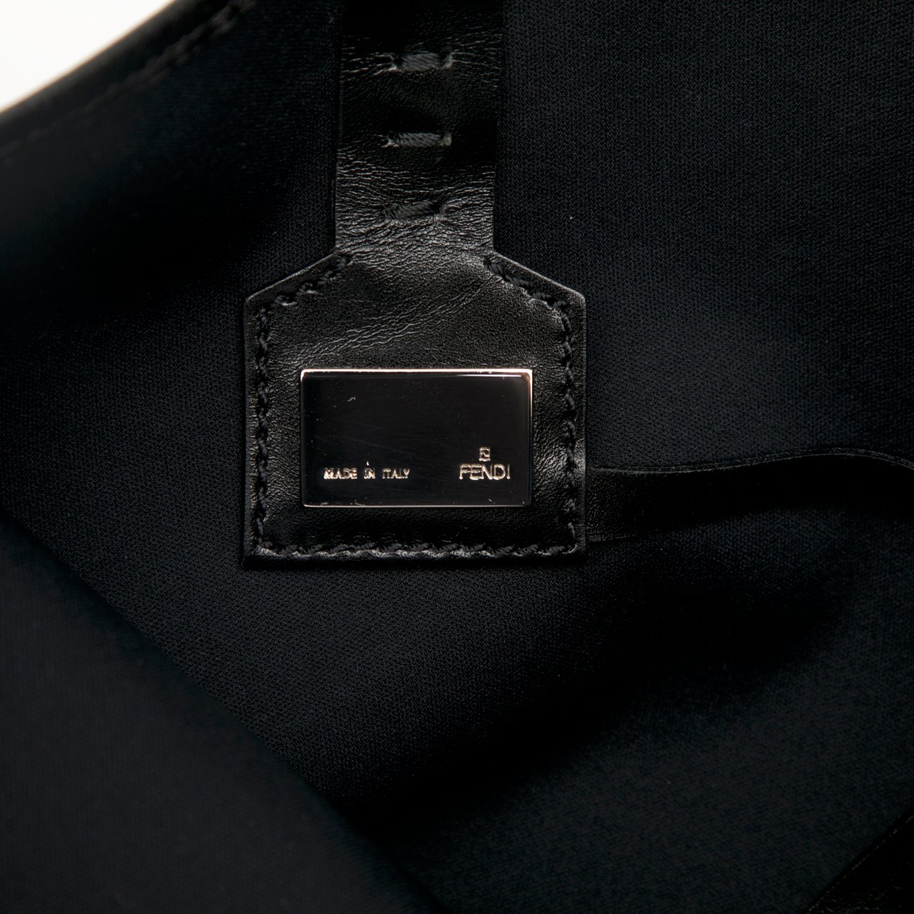 Fendi Zucchino Canvas Roll Tote Rood