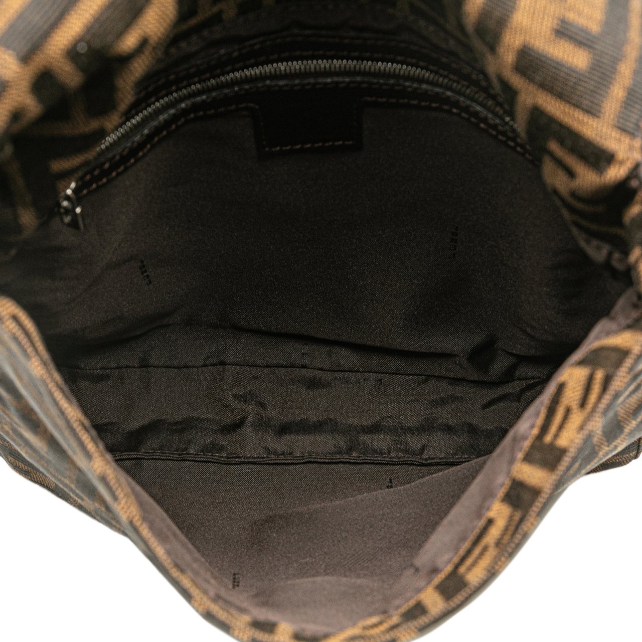 Fendi Zucca Canvas Shoulder Bag Bruin