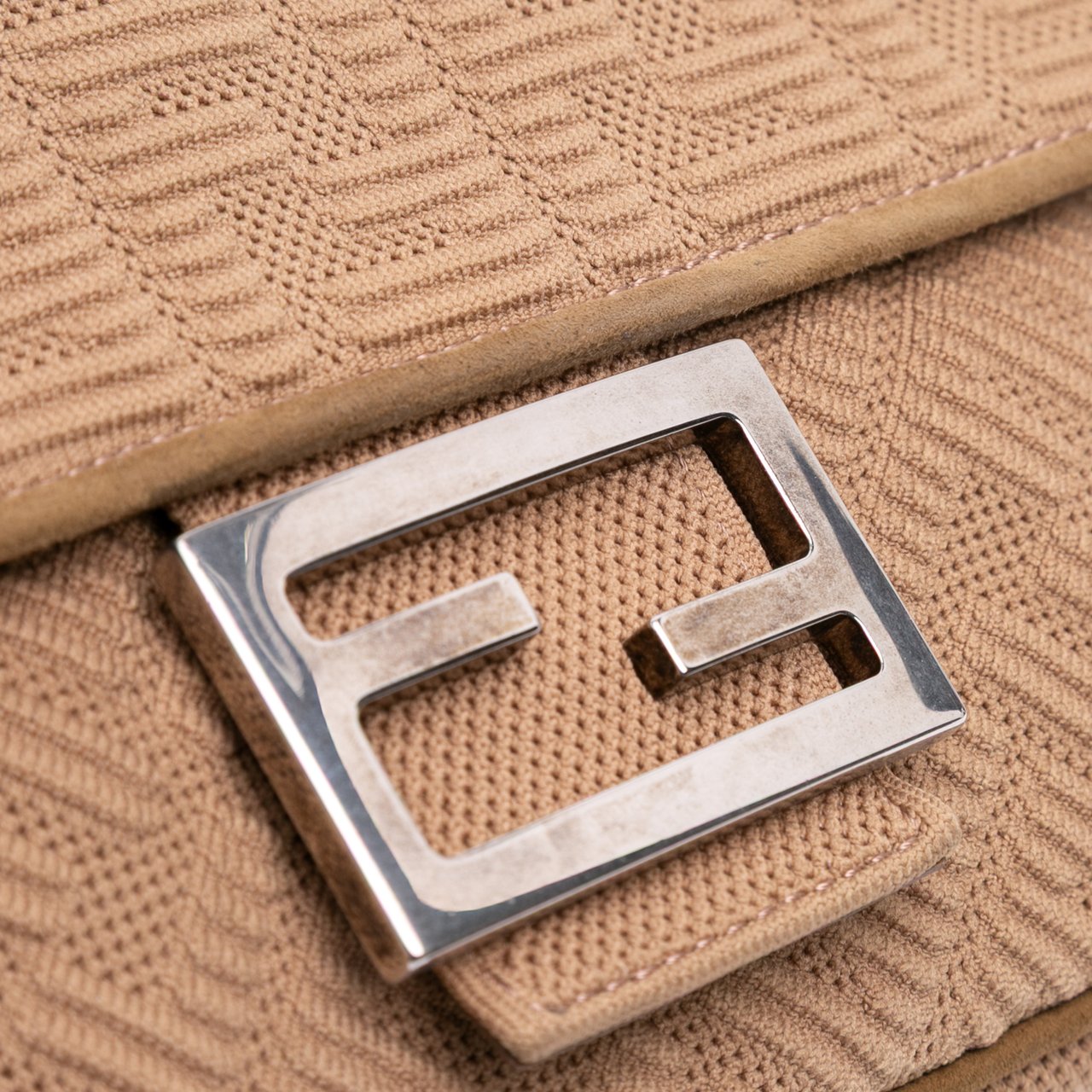 Fendi Zucca Canvas Chain Midi Baguette Bruin