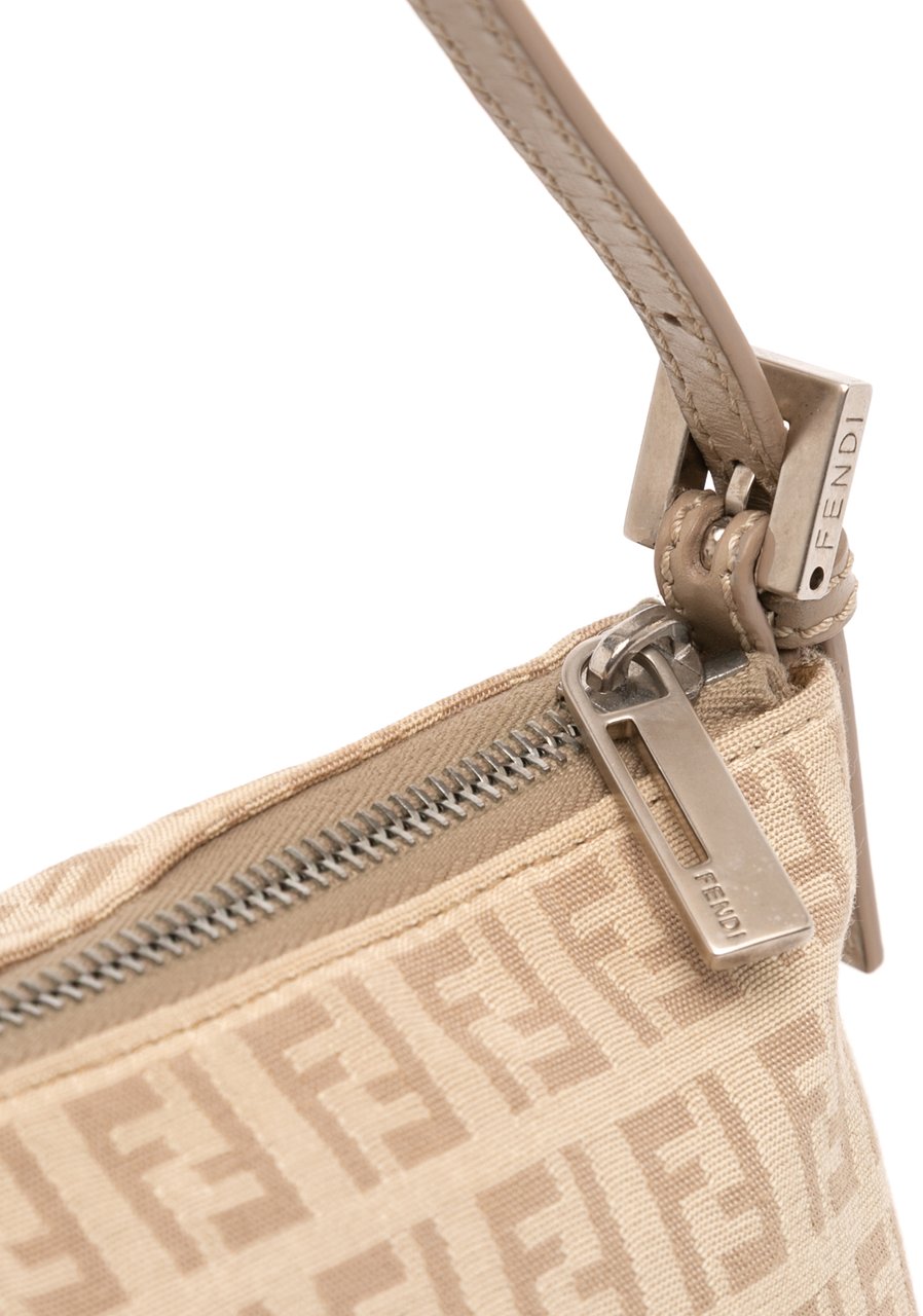 Fendi Zucchino Canvas Pochette Bruin