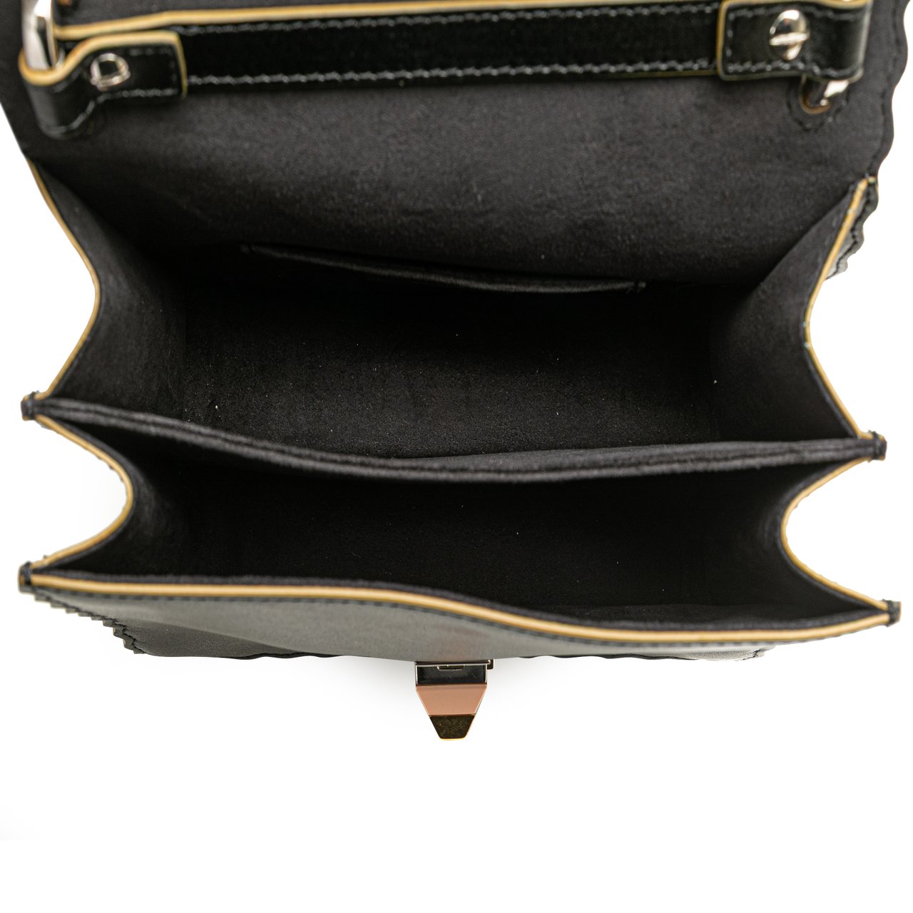 Fendi Small Scalloped Leather Kan I Crossbody Zwart