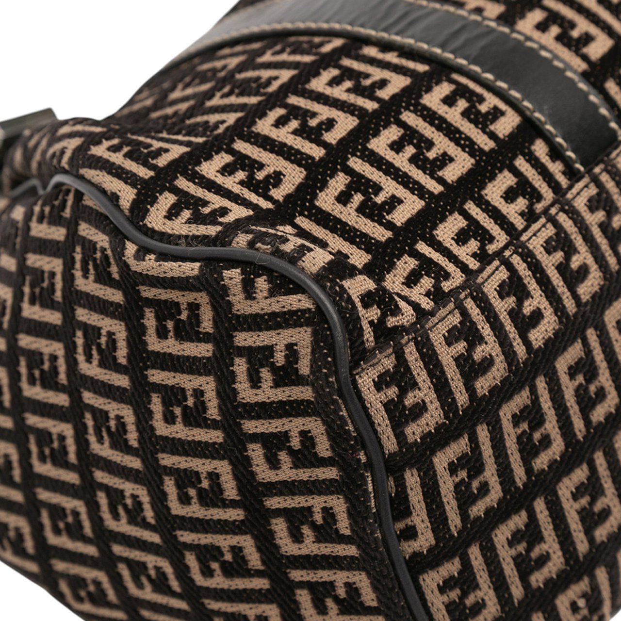 Fendi Zucchino Canvas Shoulder Bag Bruin
