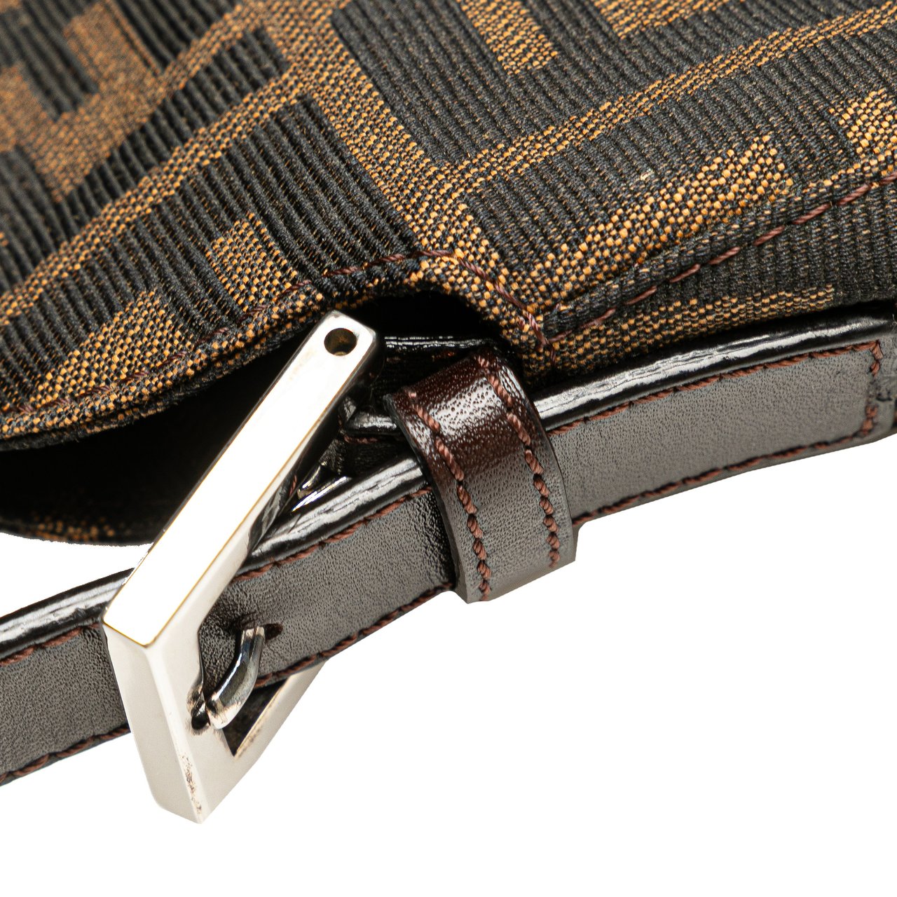 Fendi Zucca Canvas Double Flap Shoulder Bag Bruin