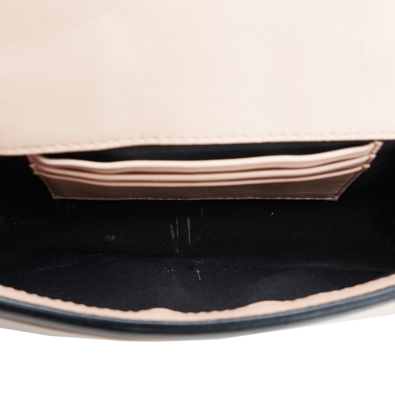 Fendi Mini Baguette Chain Roze