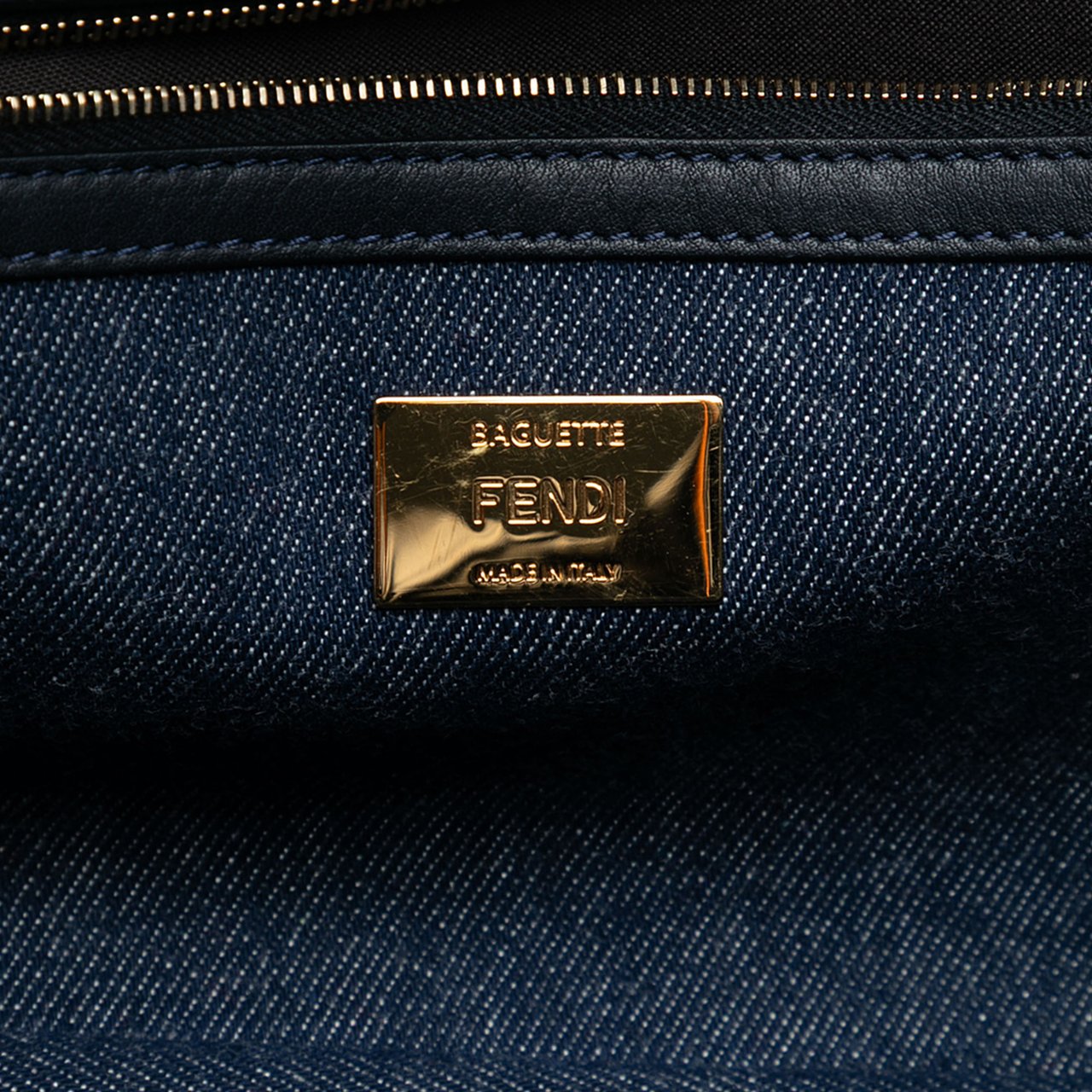 Fendi Large Denim Baguette Satchel Blauw