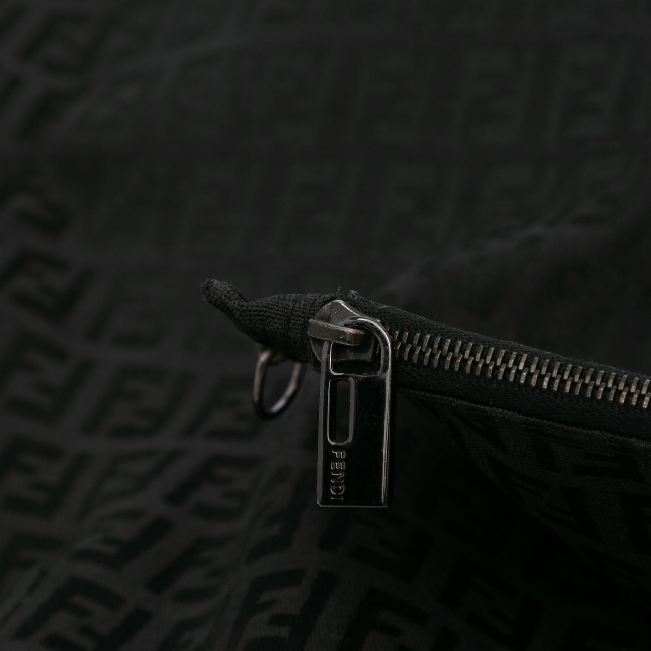 Fendi Zucchino Canvas Tote Zwart