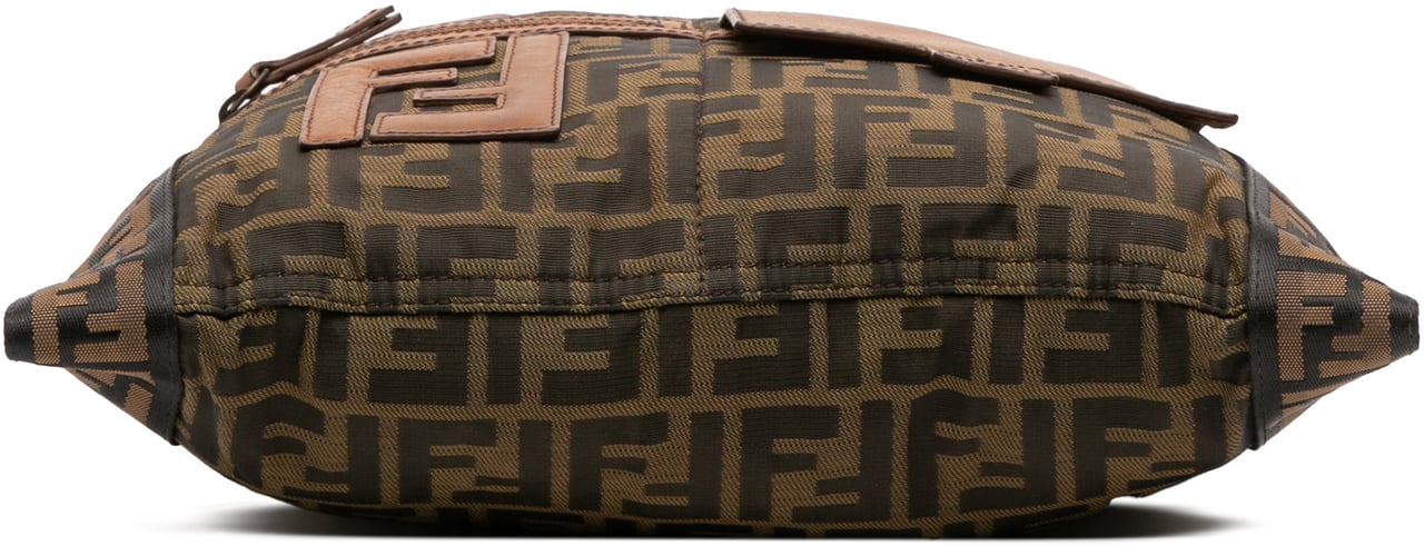 Fendi Zucca Canvas FF Flat Messenger Bag Bruin