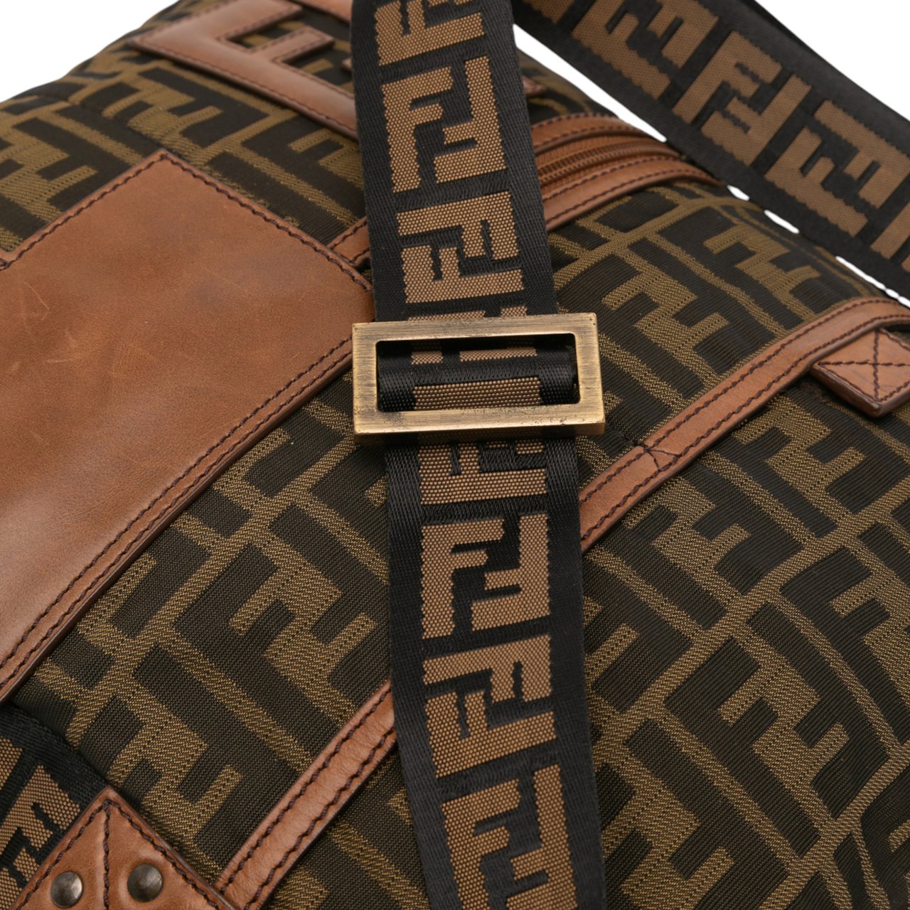 Fendi Zucca Canvas FF Flat Messenger Bag Bruin