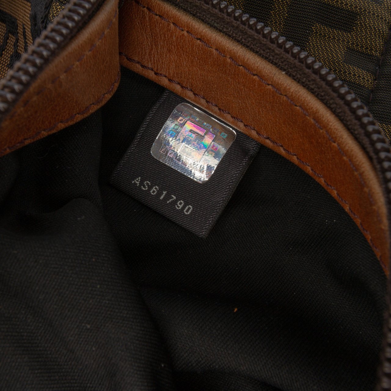 Fendi Zucca Canvas FF Flat Messenger Bag Bruin