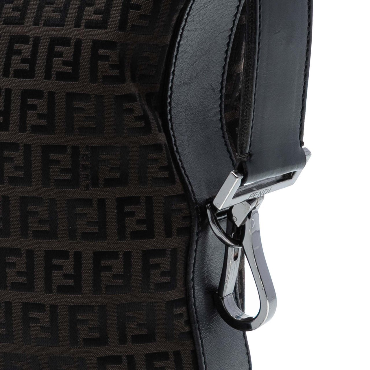 Fendi Zucchino Canvas Shoulder Bag Bruin