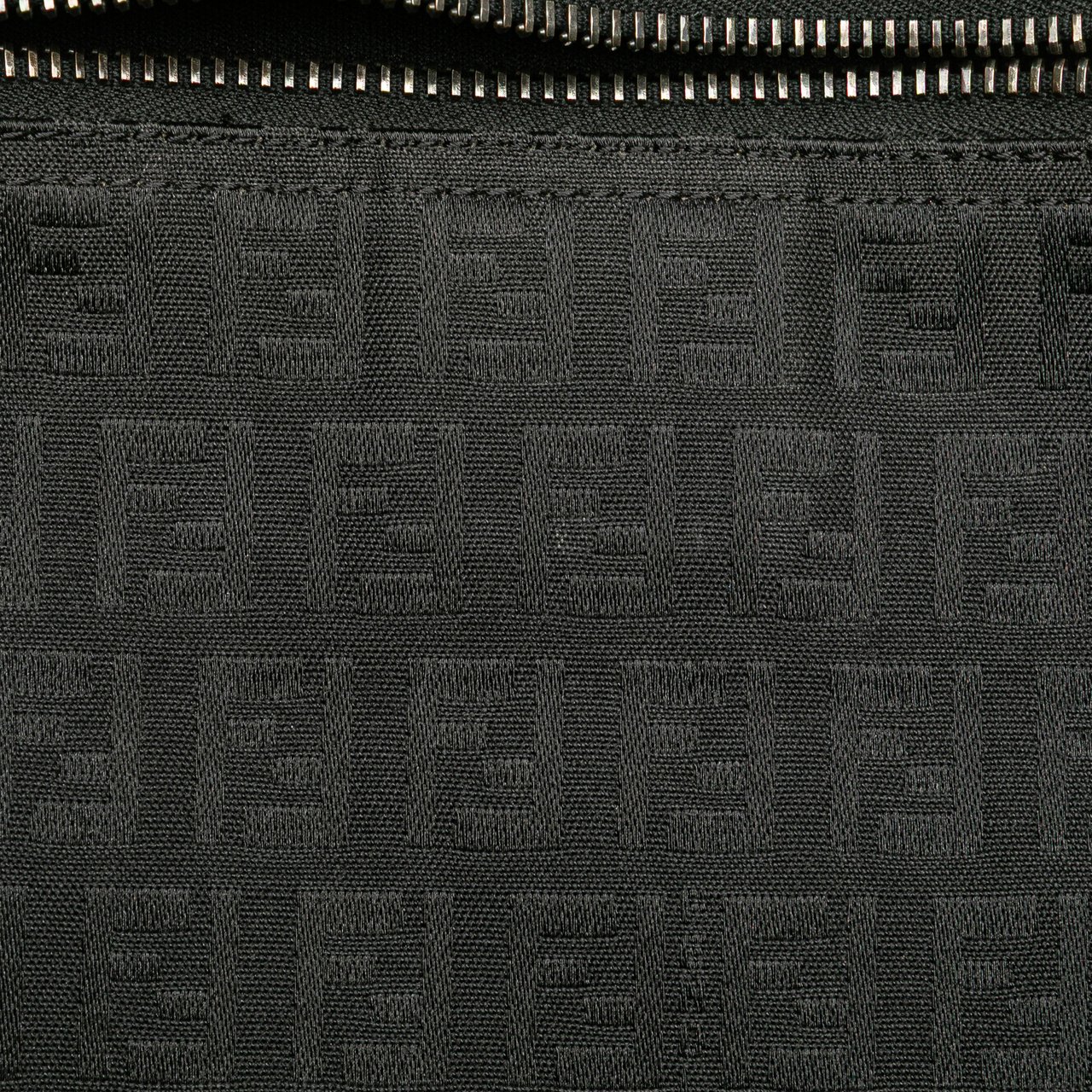Fendi Zucchino Canvas Pouch Zwart