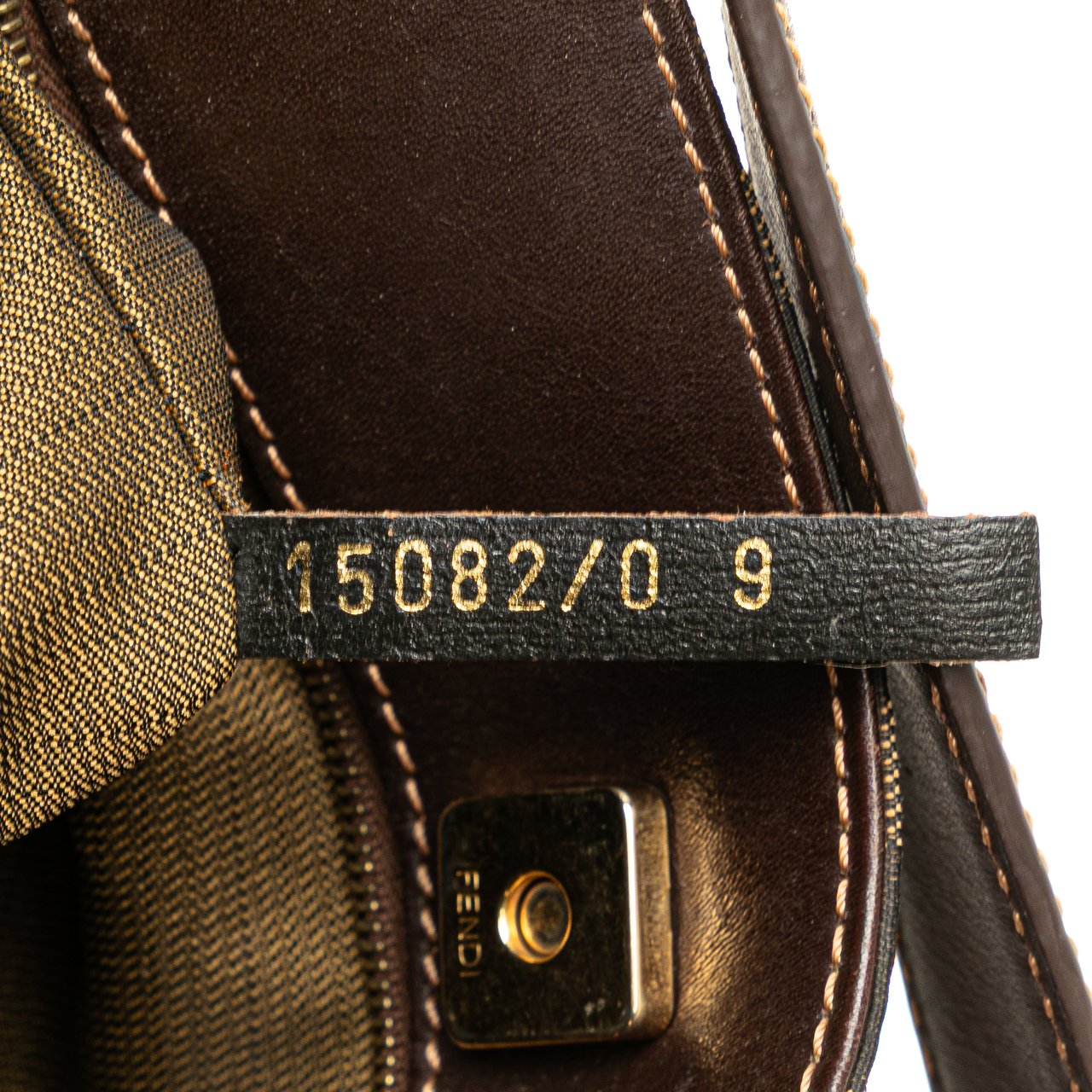 Fendi Zucca Canvas Shoulder Bag Bruin
