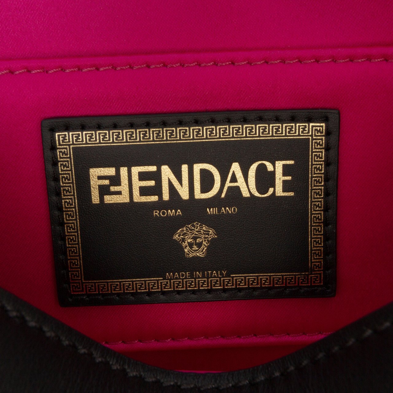 Fendi Versace Vitello Seta Fendace Brooch Baguette Satchel Zwart