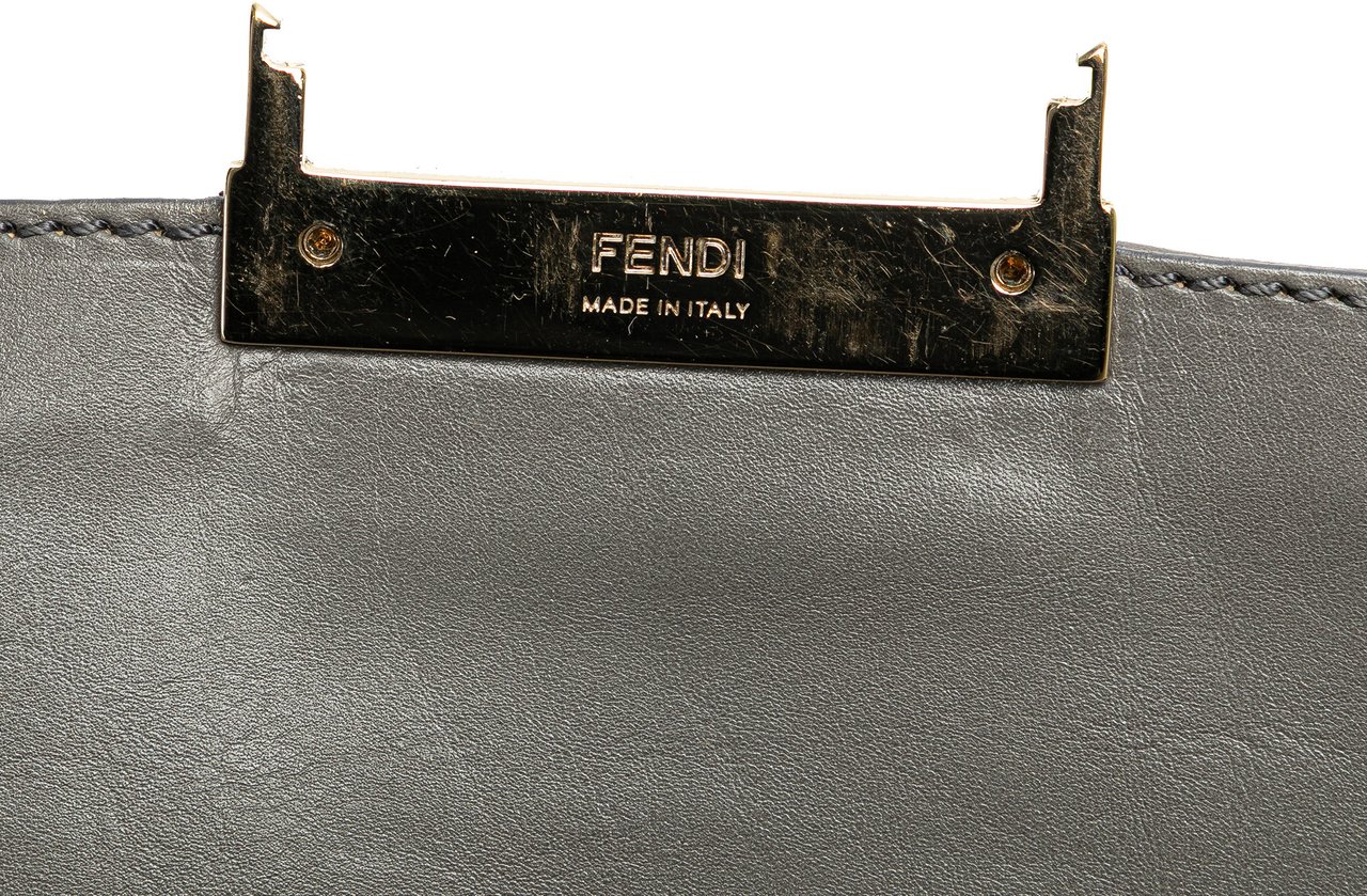 Fendi Glazed Leather Chain Flap Baguette Crossbody Grijs