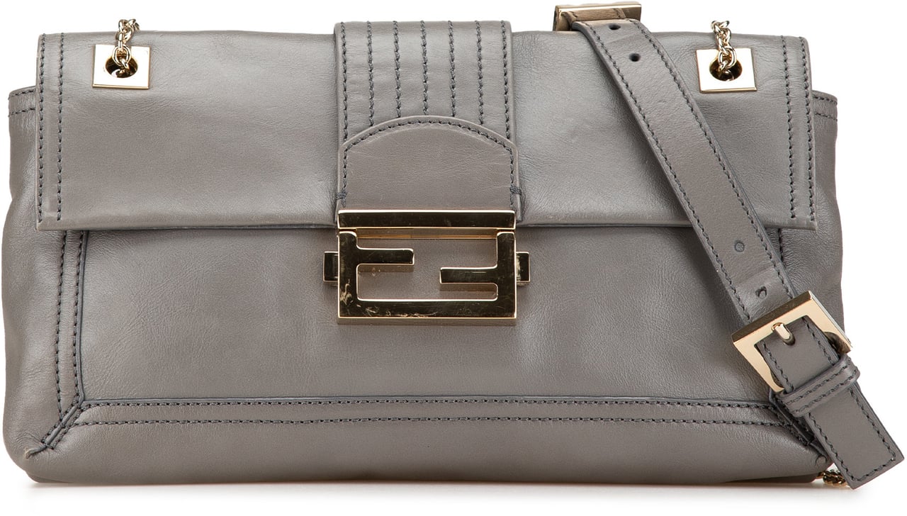 Fendi Glazed Leather Chain Flap Baguette Crossbody Grijs