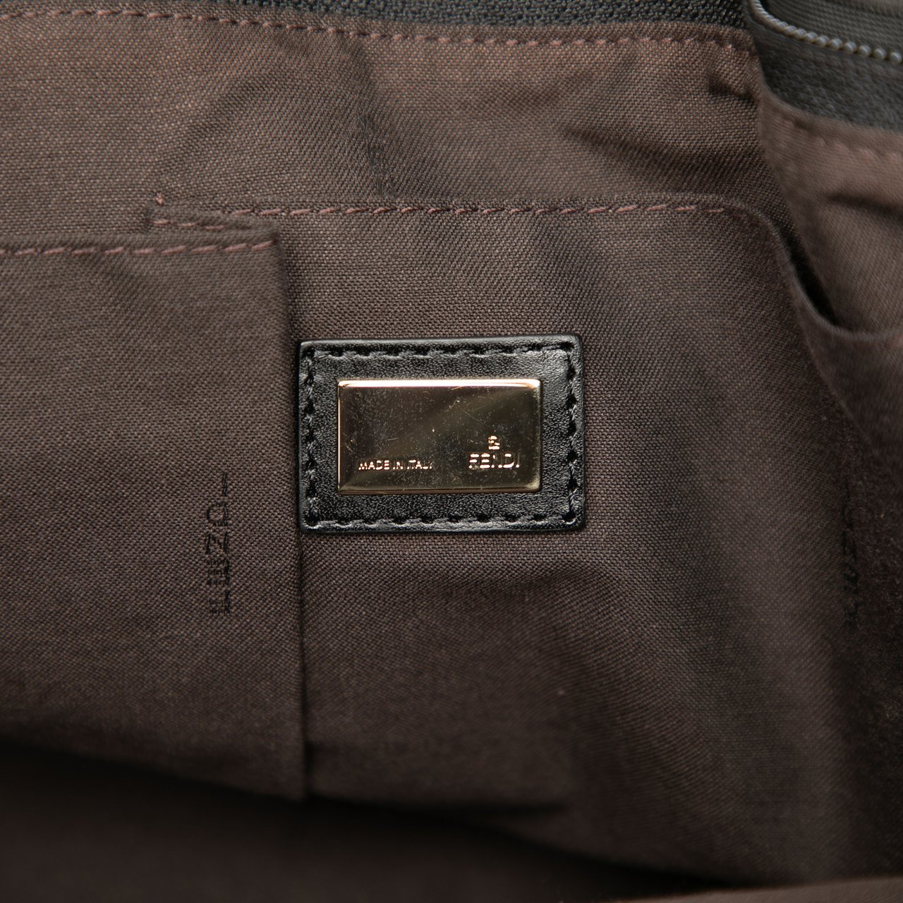 Fendi Zucchino Canvas Superstar Tote Zwart