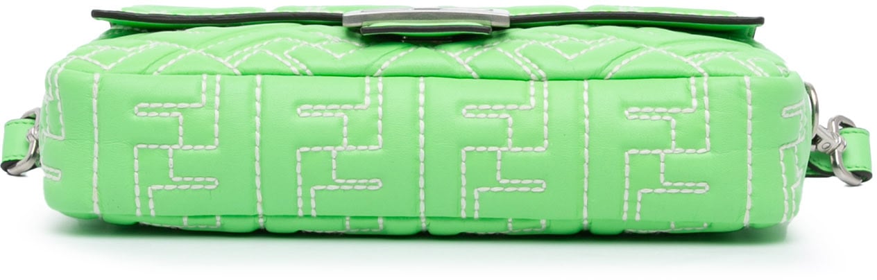 Fendi Zucca Embossed Stitched Leather Baguette Satchel Groen