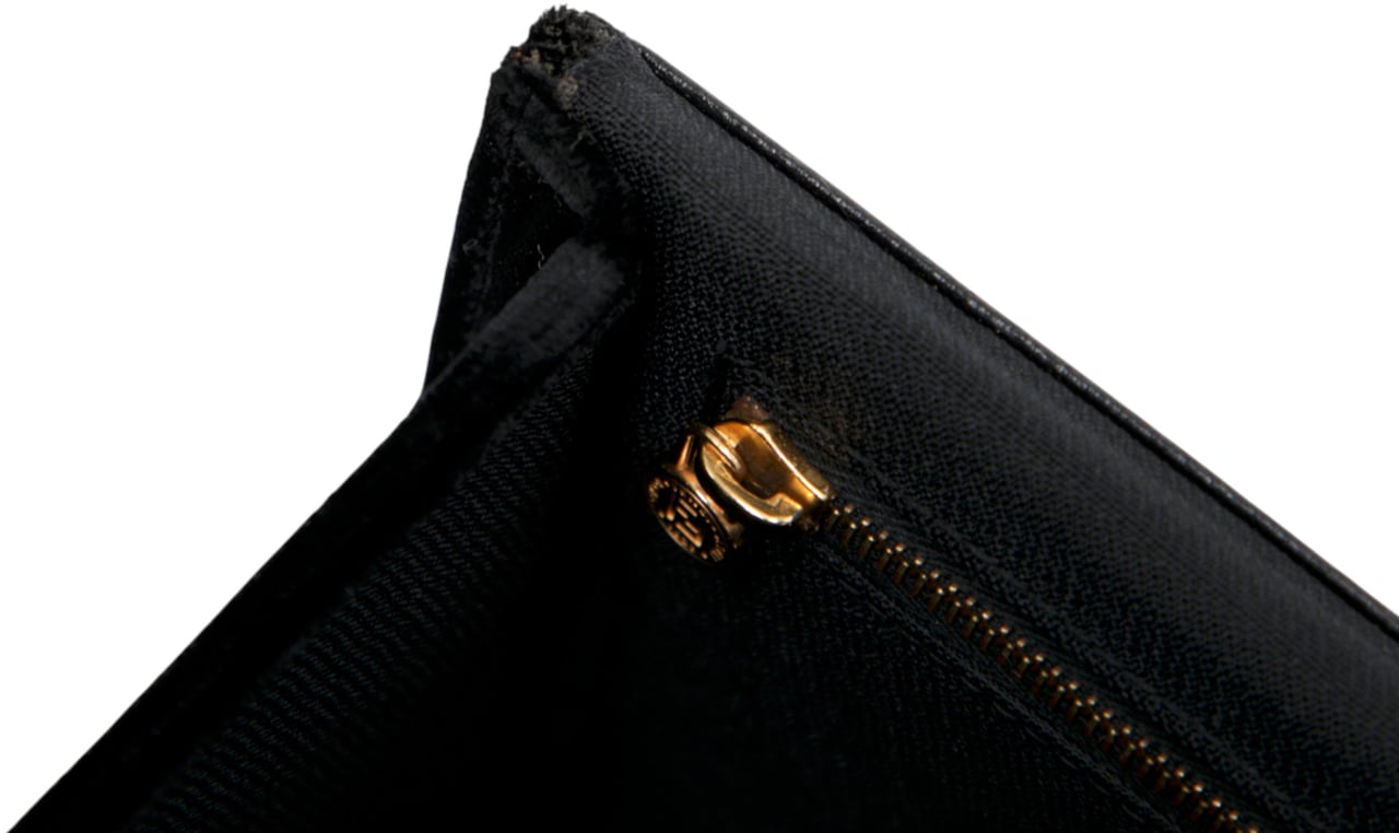 Fendi Velvet Push Lock Box Satchel Zwart