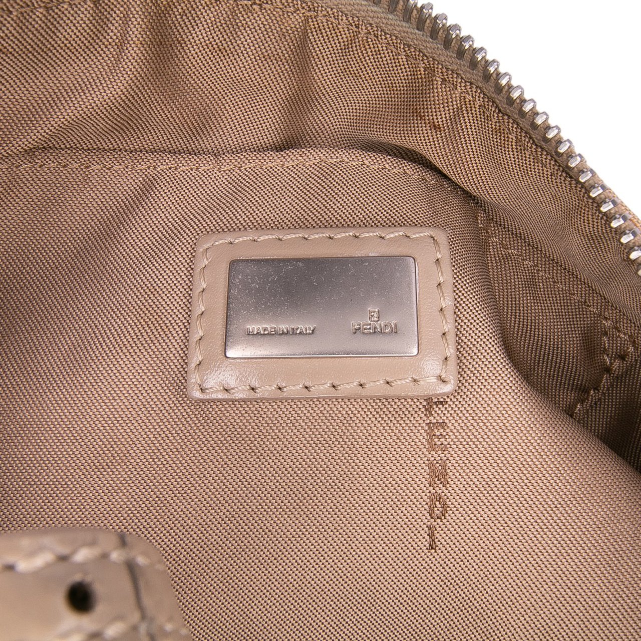 Fendi Zucchino Canvas Pochette Bruin