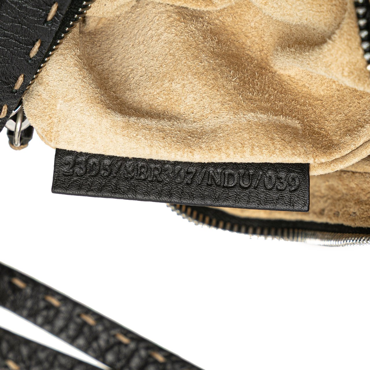 Fendi Leather Selleria Oyster Hobo Zwart