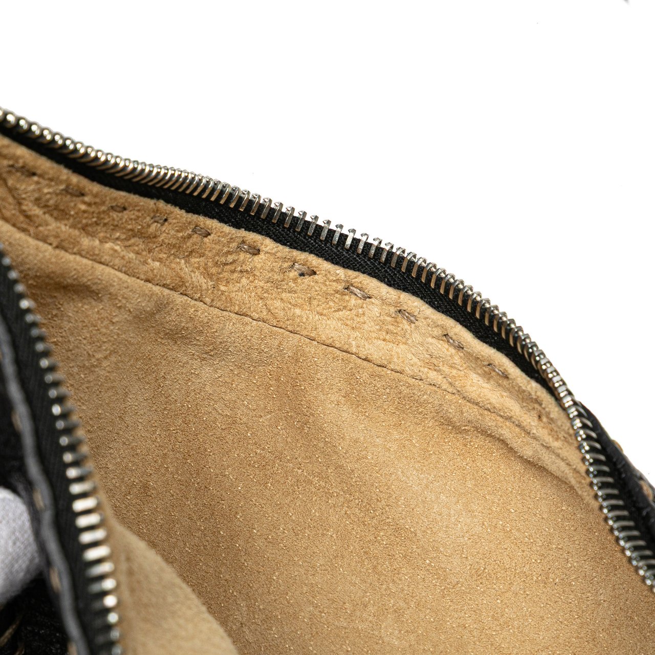 Fendi Leather Selleria Oyster Hobo Zwart