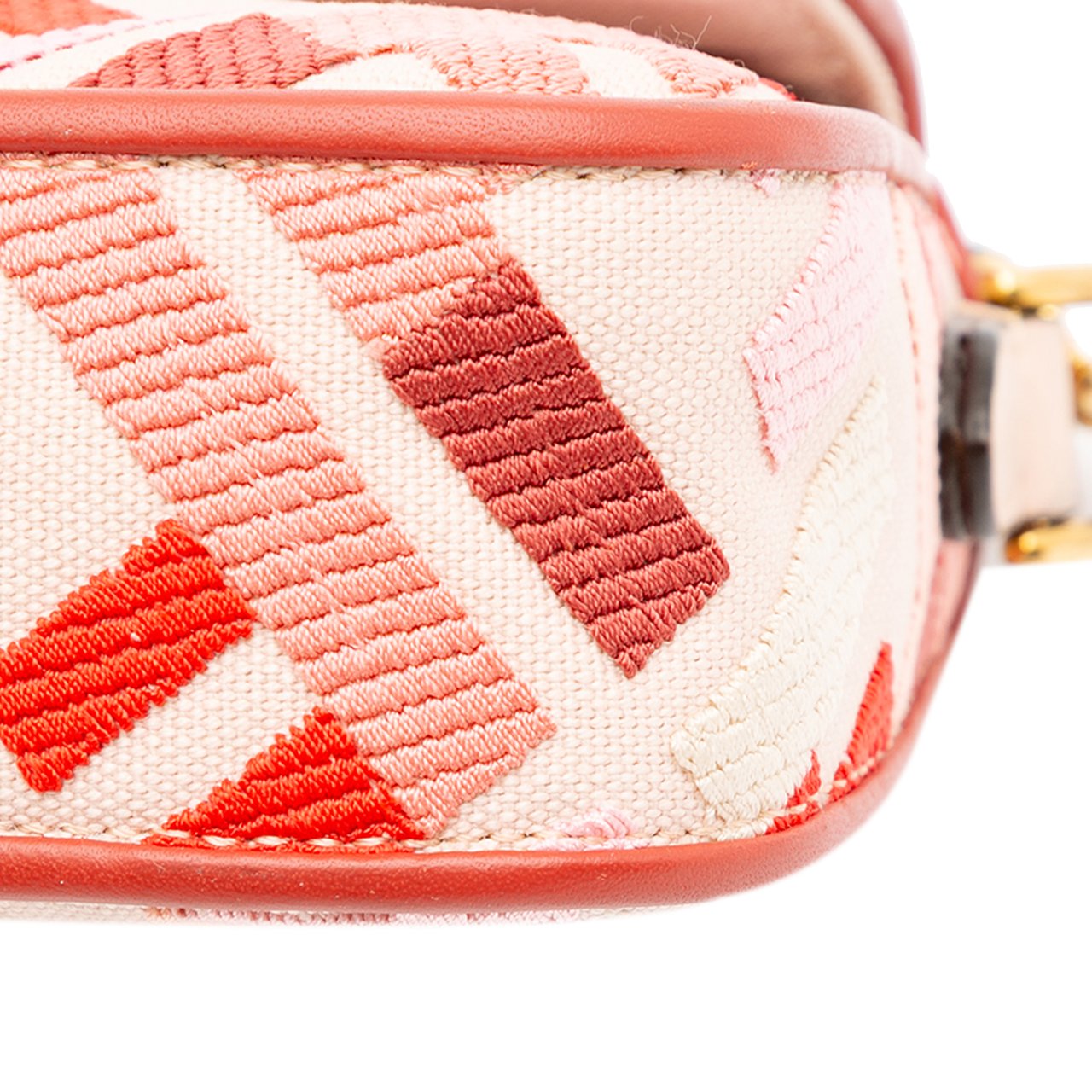 Fendi Mini Zucca Embroidered Baguette Satchel Roze