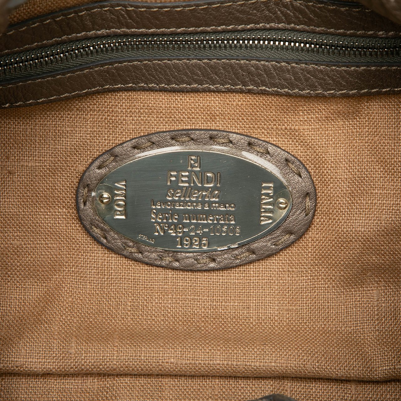 Fendi Leather Selleria Sporty Shoulder Bag Bruin