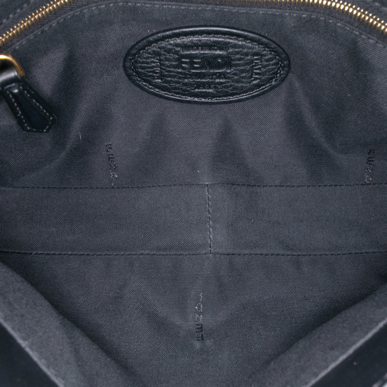 Fendi Leather Selleria Convertible Baguette Satchel Zwart