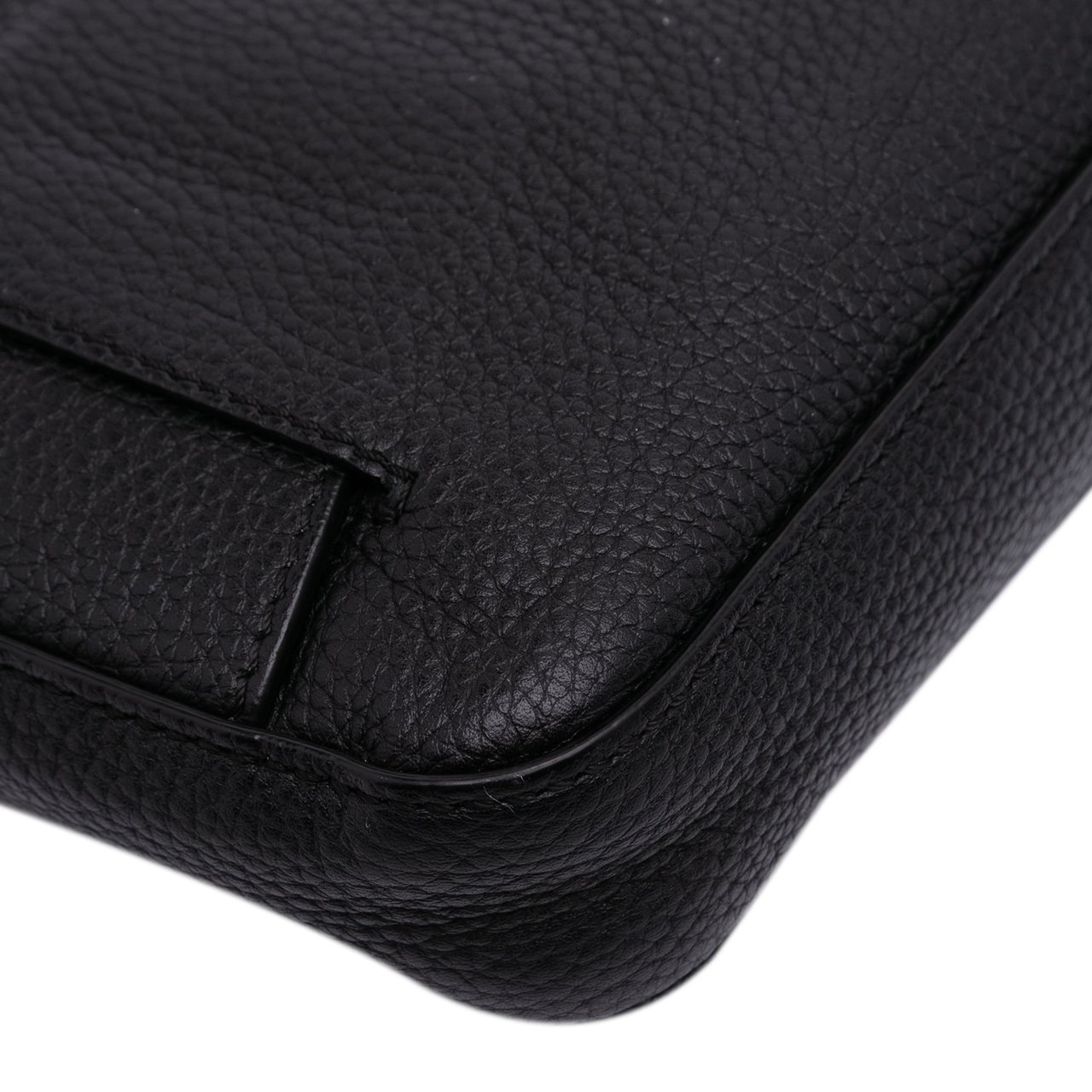 Fendi Leather Selleria Convertible Baguette Satchel Zwart