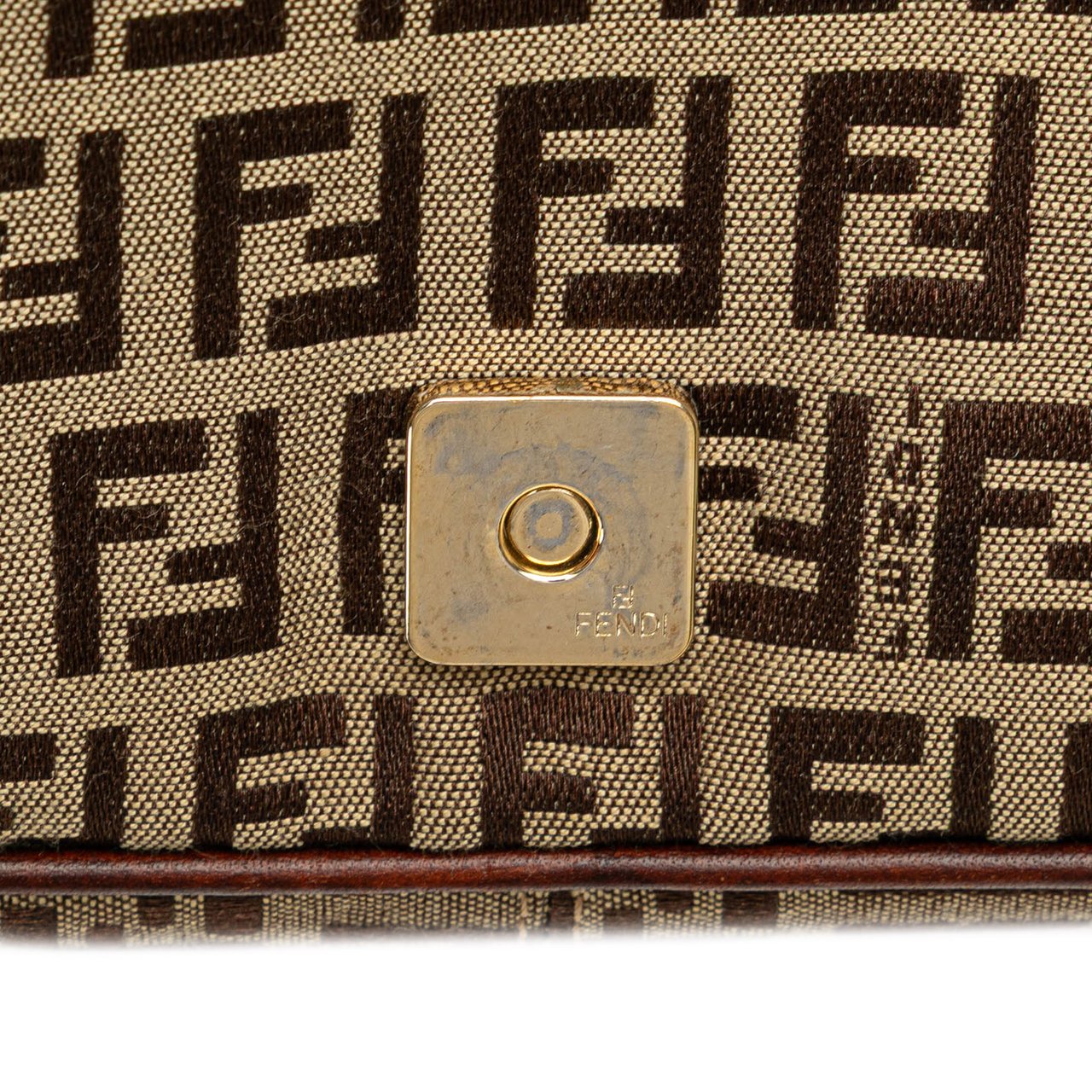Fendi Zucchino Canvas Shoulder Bag Bruin