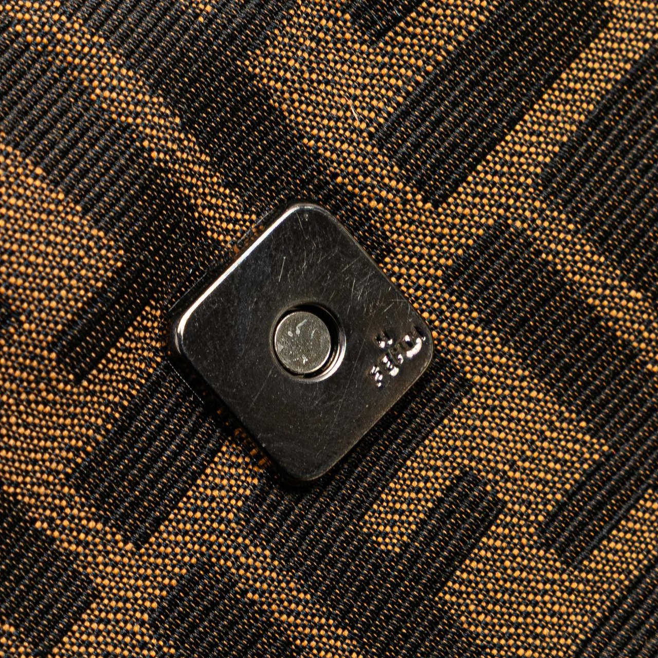 Fendi Zucca Canvas Shoulder Bag Bruin