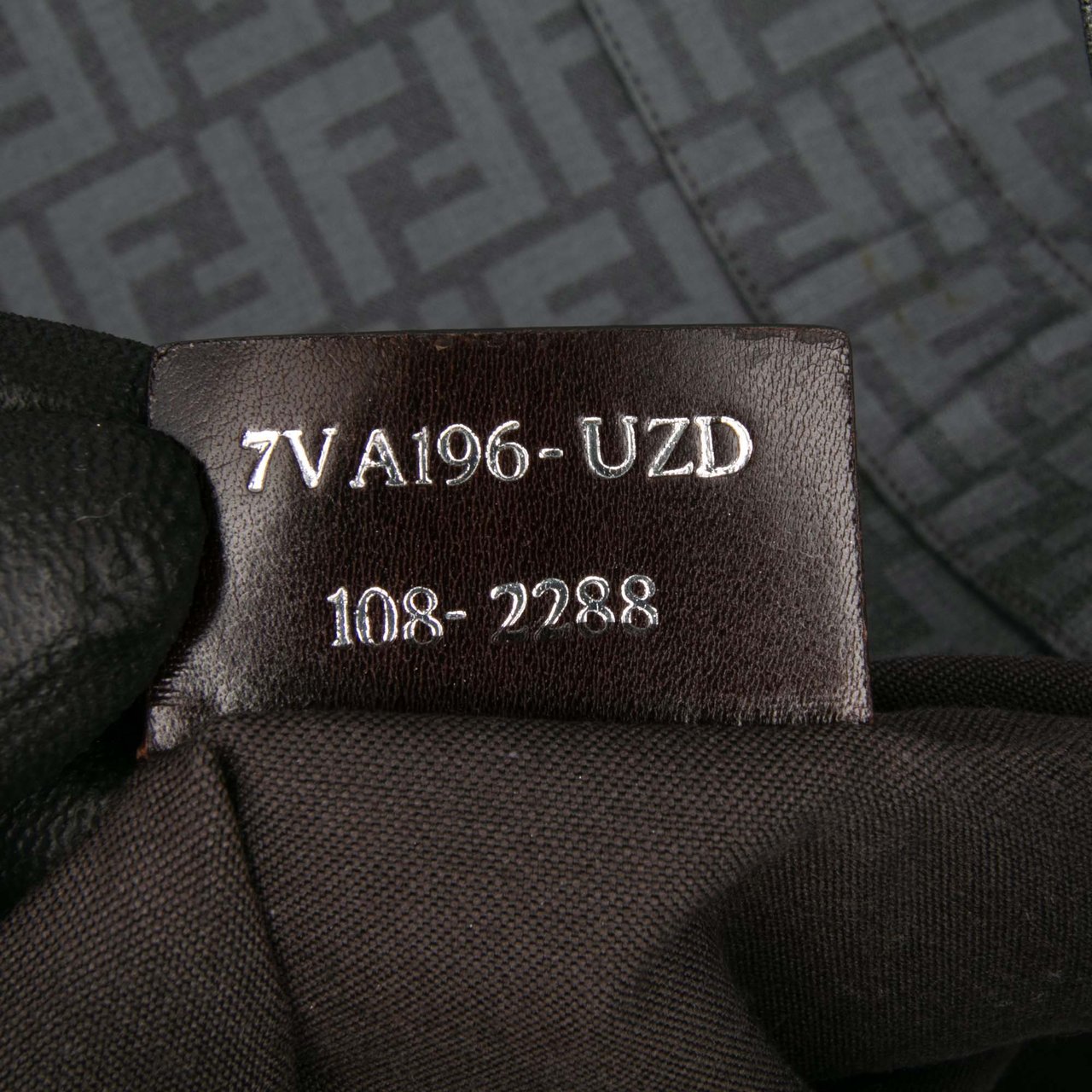 Fendi Zucca Spalmati Tote Grijs