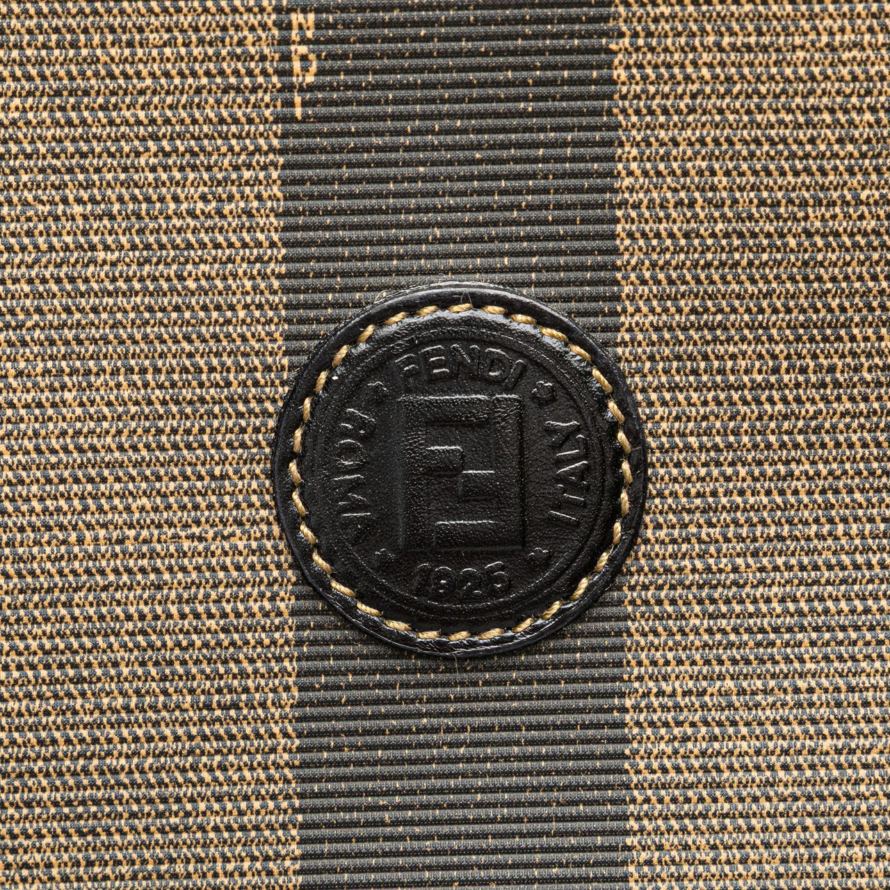 Fendi Pequin Coated Canvas Crossbody Zwart