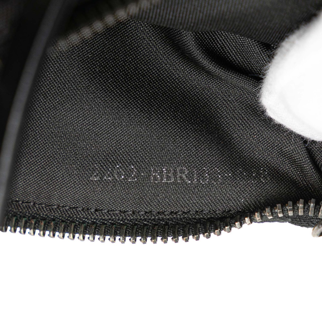 Fendi Zucchino Canvas Pochette Zwart