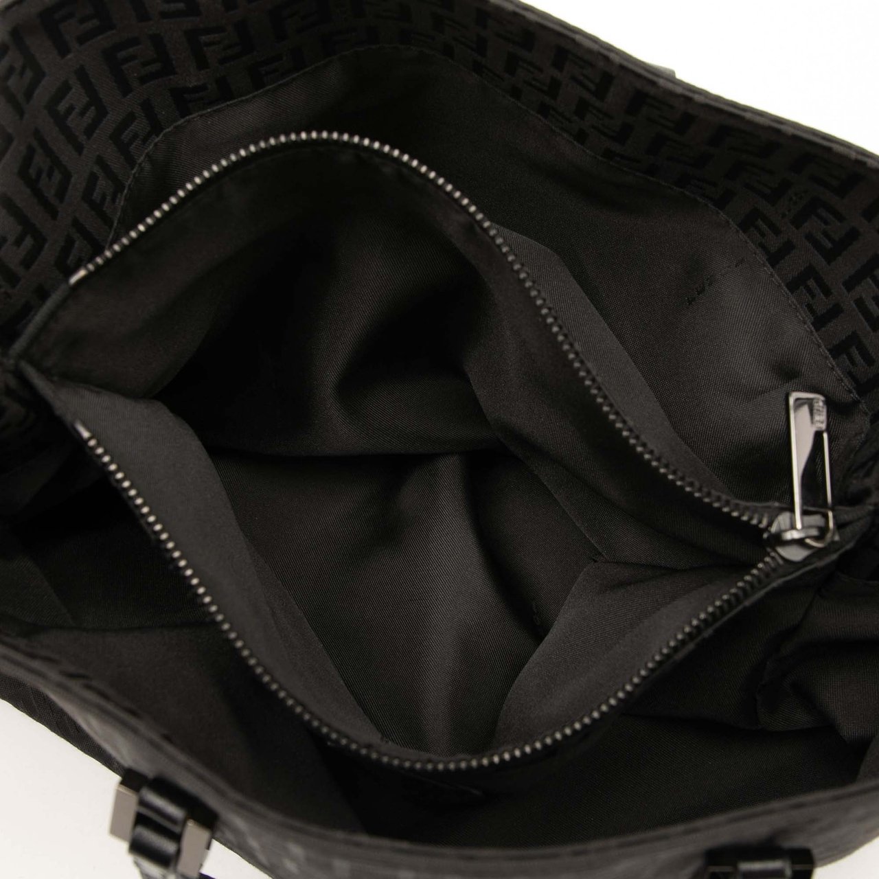 Fendi Zucchino Canvas Tote Zwart