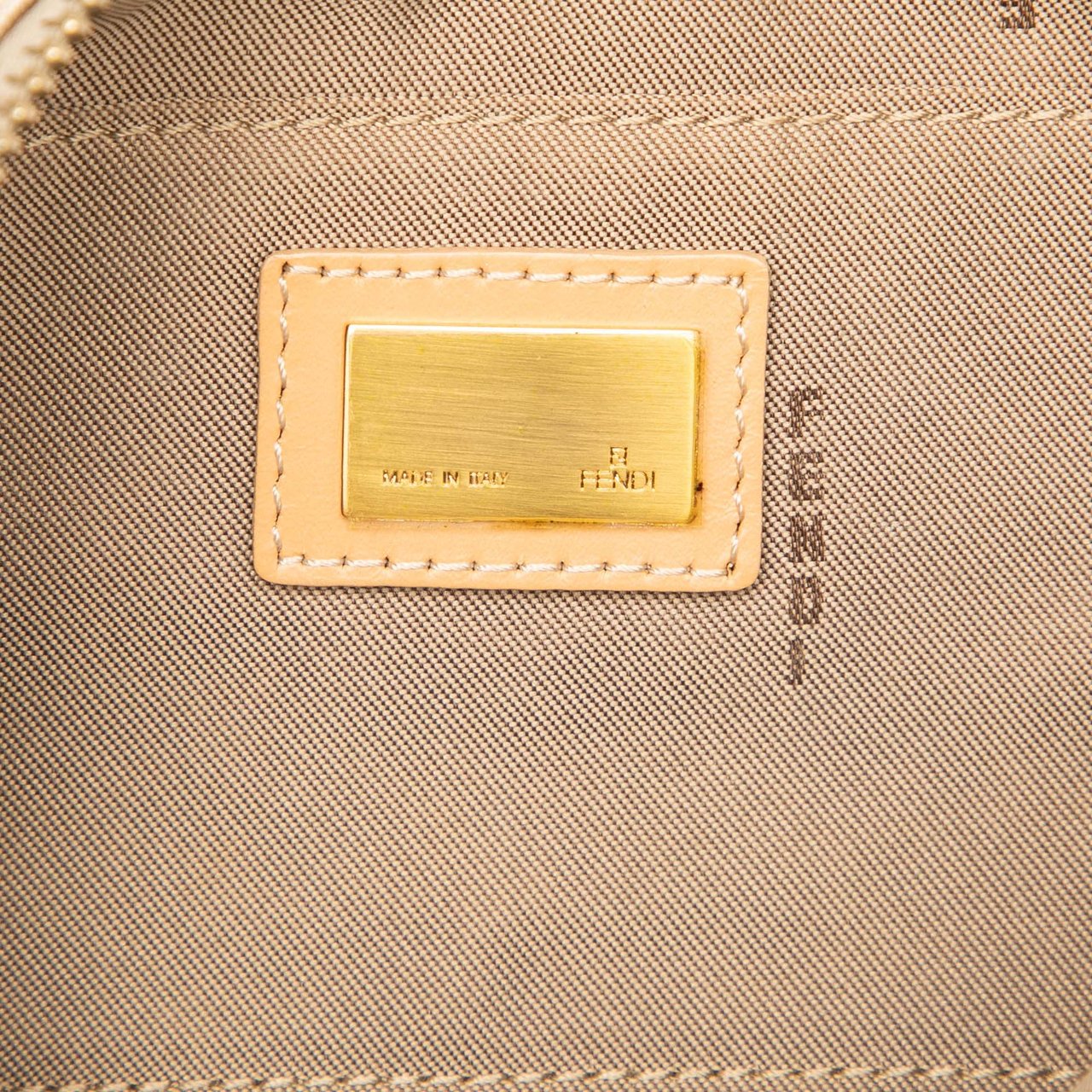 Fendi Zucchino Canvas Pochette Bruin